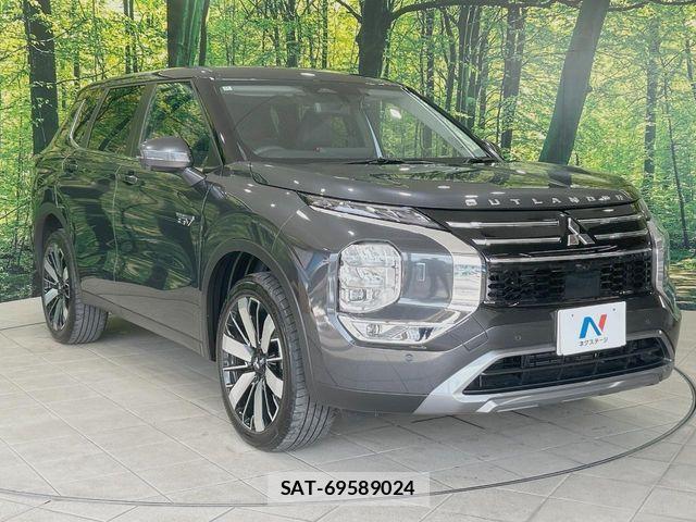 Mitsubishi OUTLANDER PHEV 2024-11 8101105-14
