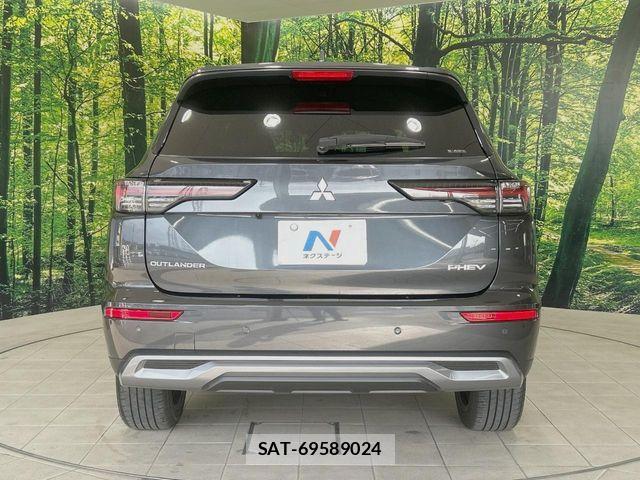 Mitsubishi OUTLANDER PHEV 2024-11 8101105-16