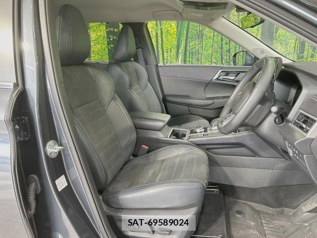 Mitsubishi OUTLANDER PHEV 2024-11 8101105-7