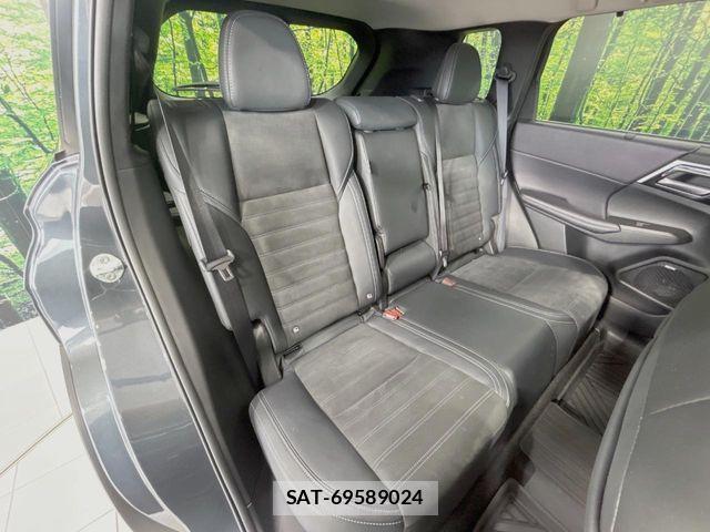 Mitsubishi OUTLANDER PHEV 2024-11 8101105-8