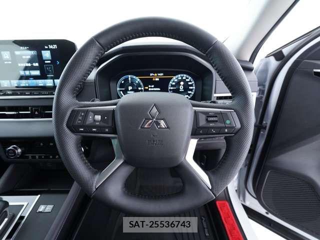 Mitsubishi OUTLANDER PHEV 2023-02 8101112-12