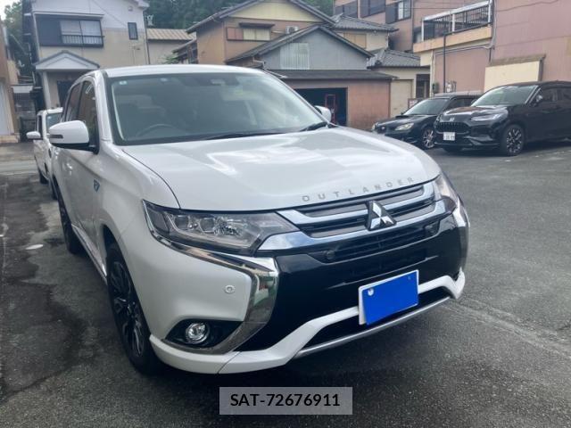 Mitsubishi OUTLANDER PHEV 2018-02 8101120-2