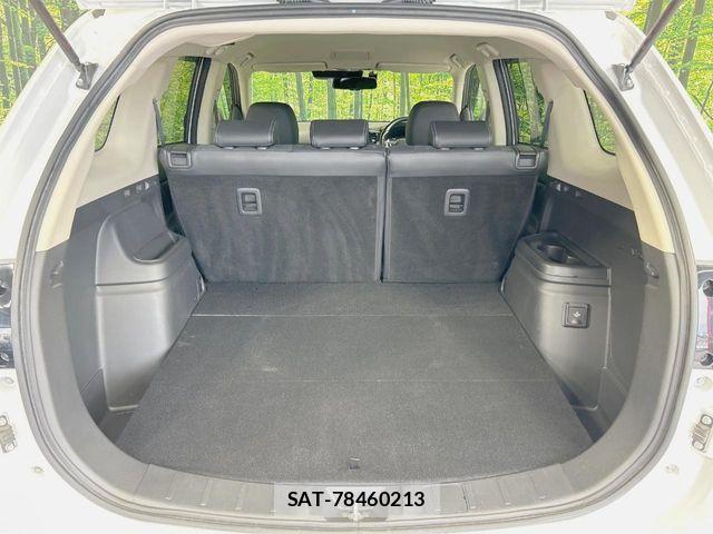 Mitsubishi OUTLANDER PHEV 2017-03 8101119-9
