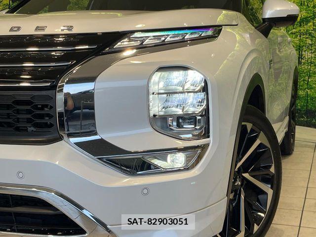 Mitsubishi OUTLANDER PHEV 2022-06 8131820-12