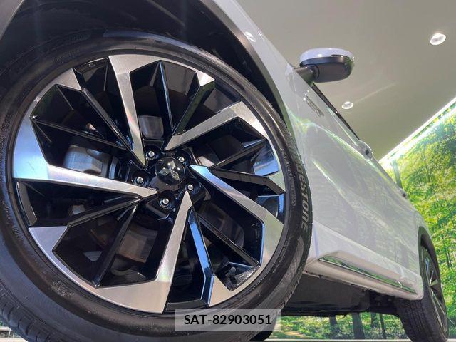 Mitsubishi OUTLANDER PHEV 2022-06 8131820-13