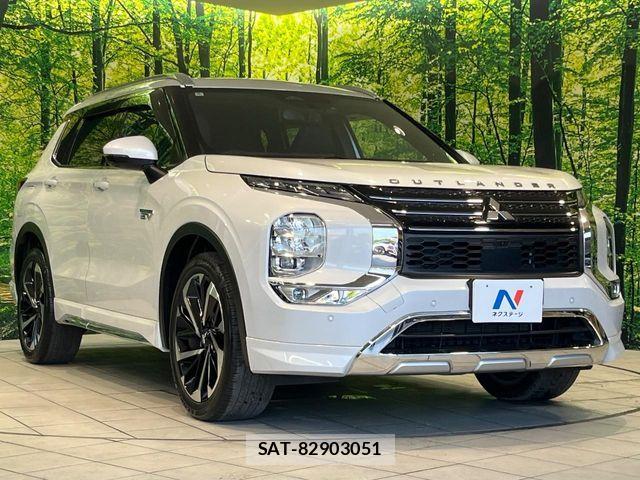 Mitsubishi OUTLANDER PHEV 2022-06 8131820-16