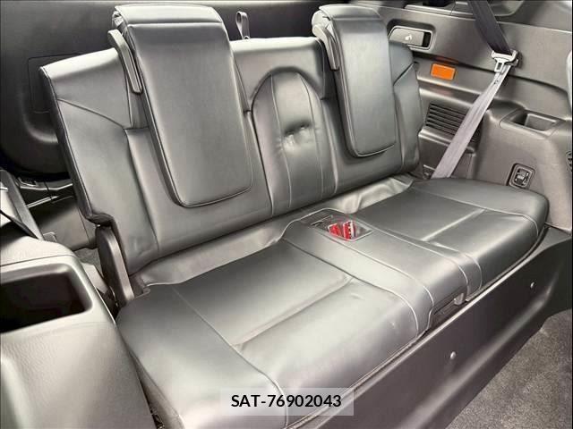 Mitsubishi OUTLANDER PHEV 2022-01 8131822-9