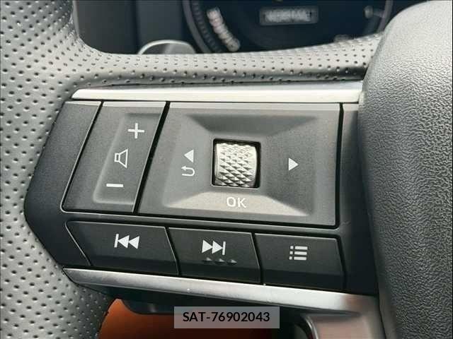 Mitsubishi OUTLANDER PHEV 2022-01 8131822-12