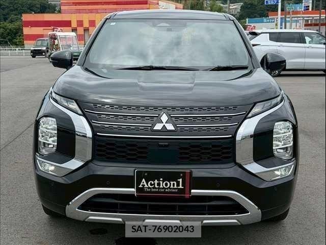 Mitsubishi OUTLANDER PHEV 2022-01 8131822-2