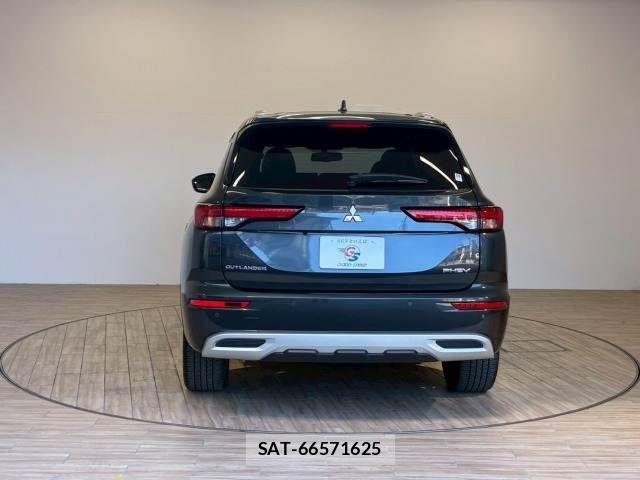 Mitsubishi OUTLANDER PHEV 2023-12 8146393-14