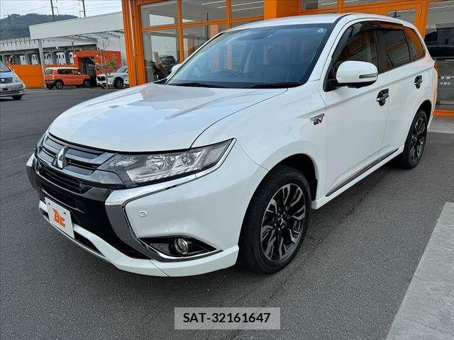 Mitsubishi OUTLANDER PHEV 2016-01 8146398-9
