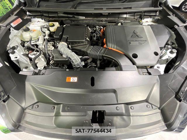 Mitsubishi OUTLANDER PHEV 2022-07 8146396-17