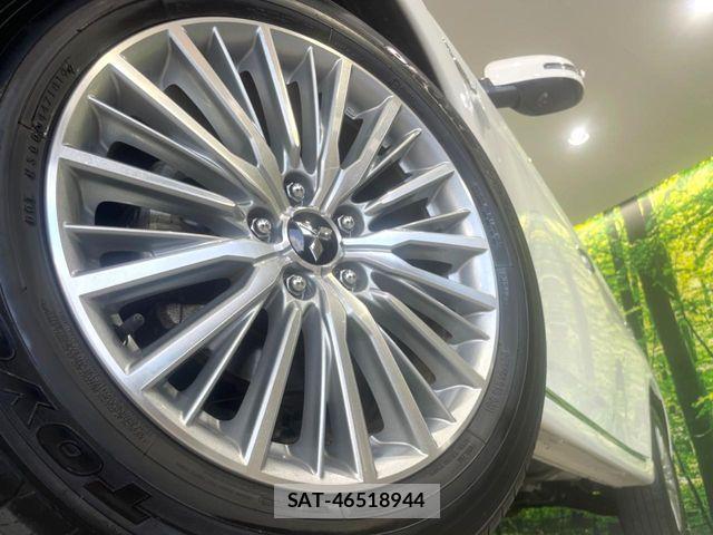 Mitsubishi OUTLANDER PHEV 2019-08 8146397-12