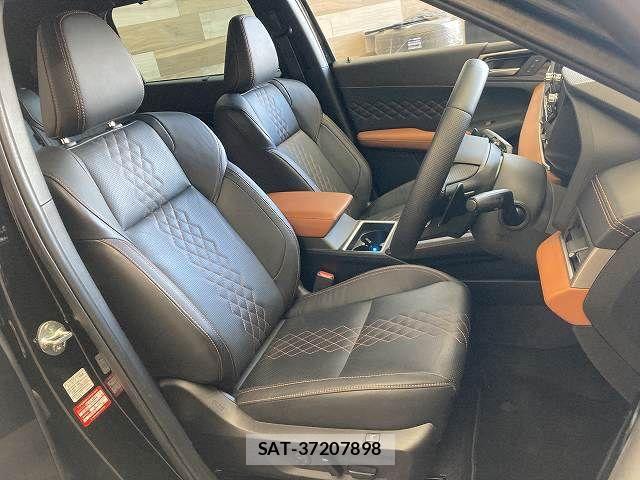 Mitsubishi OUTLANDER PHEV 2022-05 8146395-10