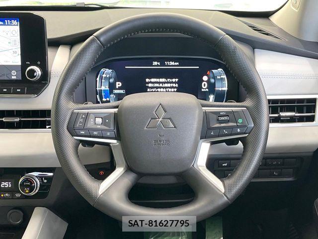 Mitsubishi OUTLANDER PHEV 2022-04 8158984-11