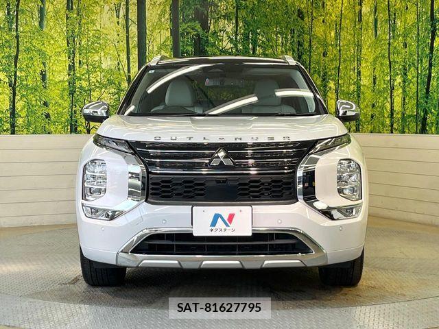 Mitsubishi OUTLANDER PHEV 2022-04 8158984-14