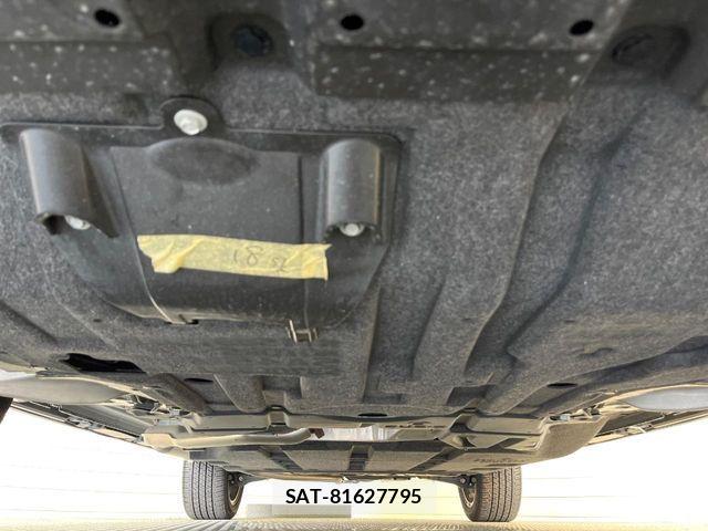Mitsubishi OUTLANDER PHEV 2022-04 8158984-18