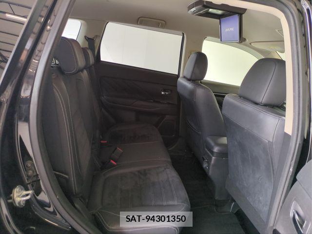 Mitsubishi OUTLANDER PHEV 2015-10 8158987-27