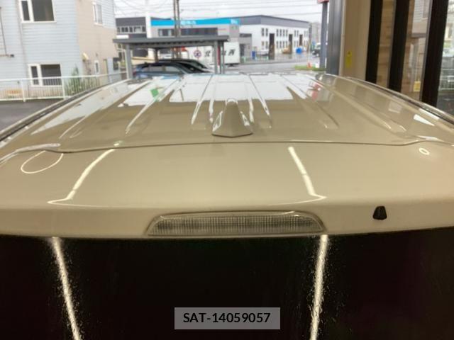 Mitsubishi OUTLANDER PHEV 2018-06 8158986-2