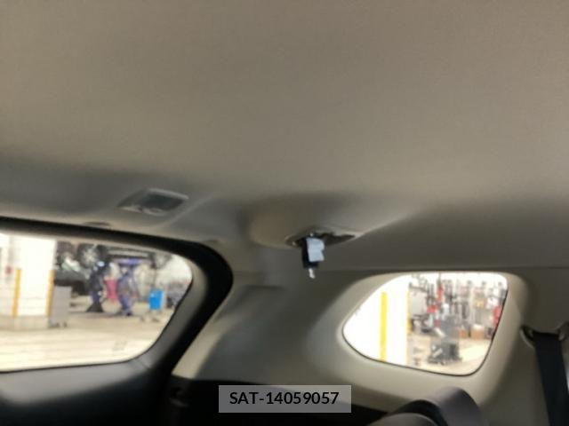 Mitsubishi OUTLANDER PHEV 2018-06 8158986-7