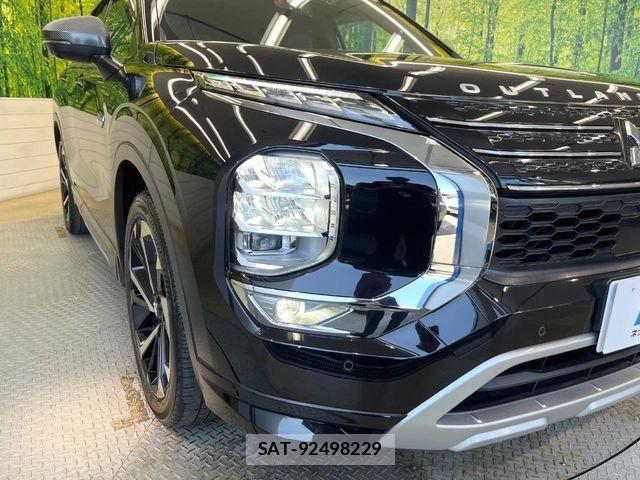 Mitsubishi OUTLANDER PHEV 2022-01 8158983-14