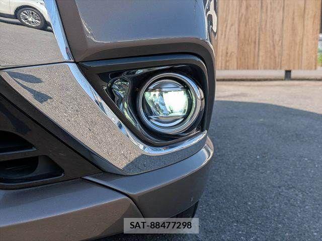 Mitsubishi OUTLANDER PHEV 2017-10 8158985-11