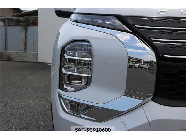 Mitsubishi OUTLANDER PHEV 2022-02 8209461-9