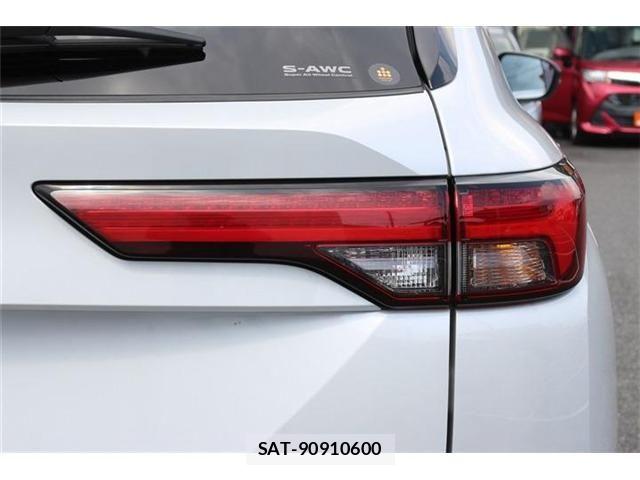 Mitsubishi OUTLANDER PHEV 2022-02 8209461-10
