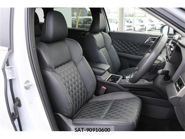Mitsubishi OUTLANDER PHEV 2022-02 8209461-12