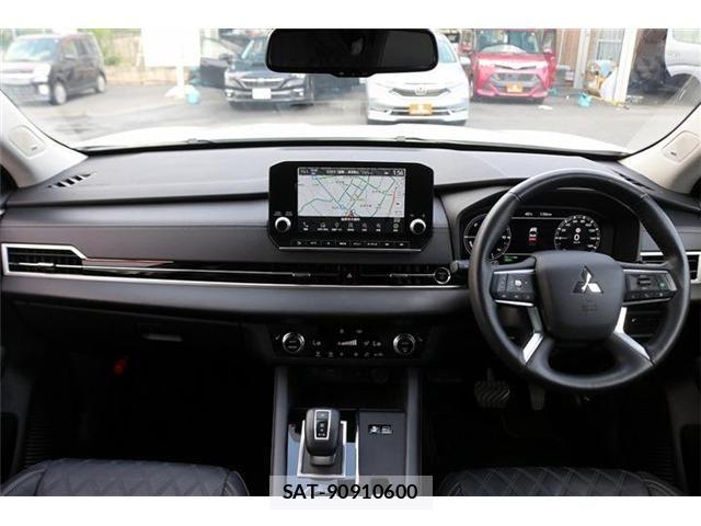 Mitsubishi OUTLANDER PHEV 2022-02 8209461-15