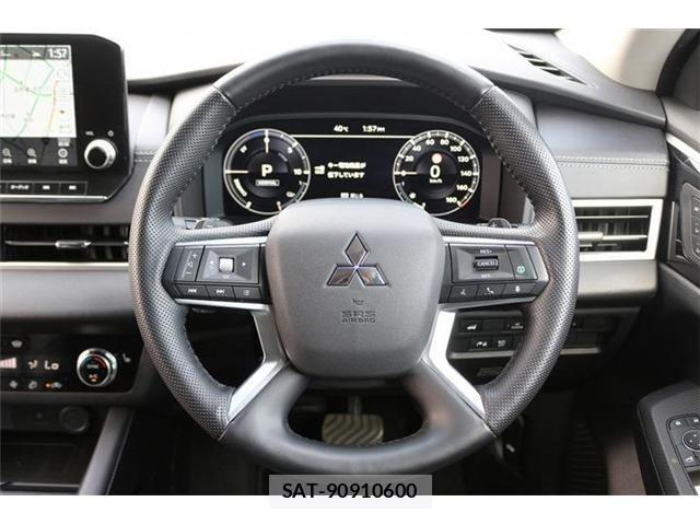 Mitsubishi OUTLANDER PHEV 2022-02 8209461-16