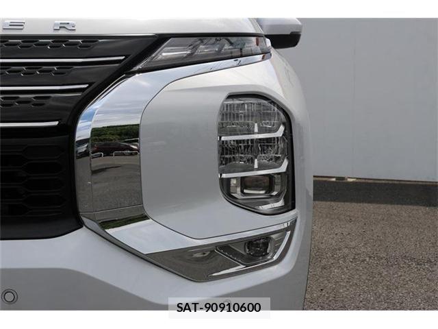 Mitsubishi OUTLANDER PHEV 2022-02 8209461-22