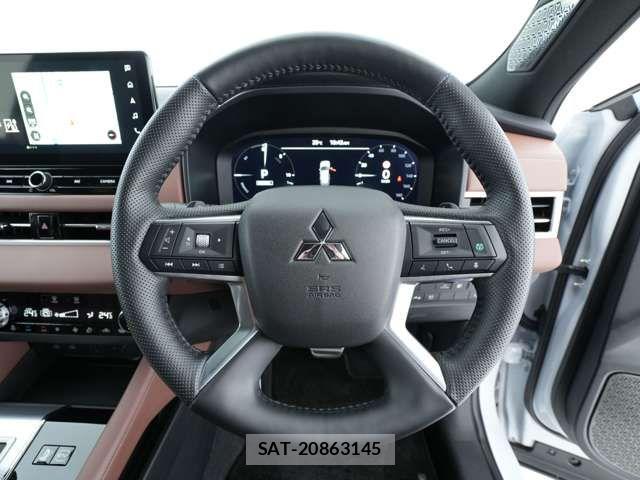 Mitsubishi OUTLANDER PHEV 2025-05 8209452-13