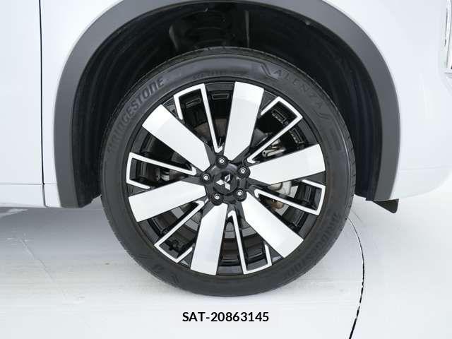Mitsubishi OUTLANDER PHEV 2025-05 8209452-18