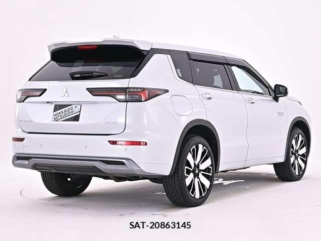 Mitsubishi OUTLANDER PHEV 2025-05 8209452-19