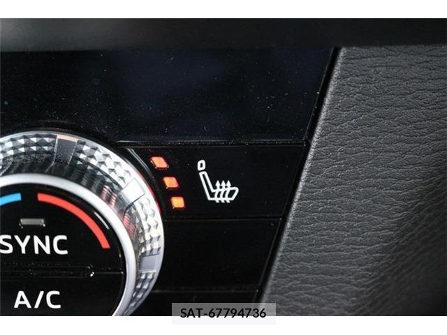 Mitsubishi OUTLANDER PHEV 2023-06 8209460-4