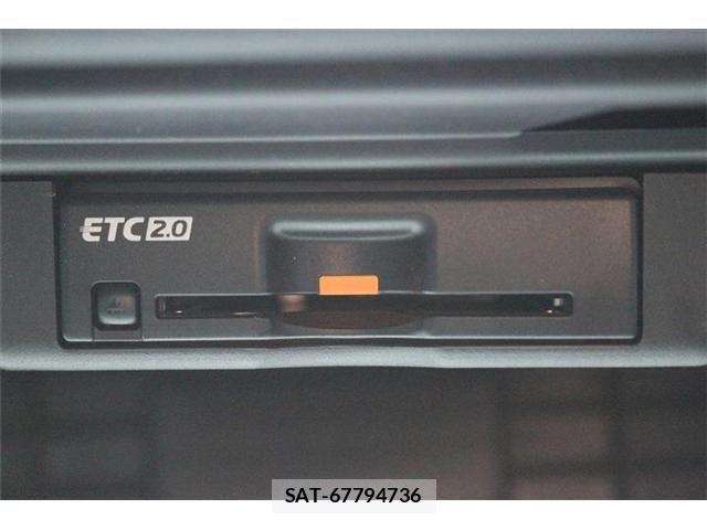 Mitsubishi OUTLANDER PHEV 2023-06 8209460-5