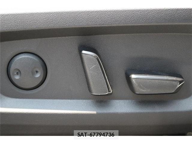 Mitsubishi OUTLANDER PHEV 2023-06 8209460-6