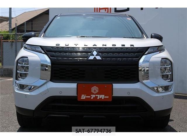 Mitsubishi OUTLANDER PHEV 2023-06 8209460-7