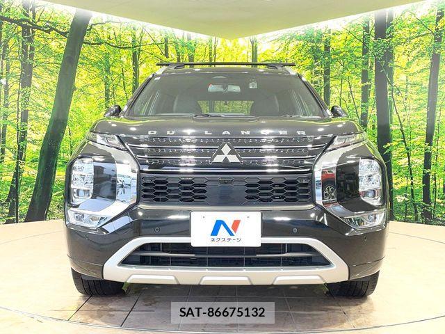 Mitsubishi OUTLANDER PHEV 2023-02 8209459-14