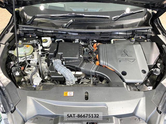 Mitsubishi OUTLANDER PHEV 2023-02 8209459-18