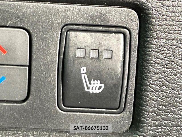 Mitsubishi OUTLANDER PHEV 2023-02 8209459-6