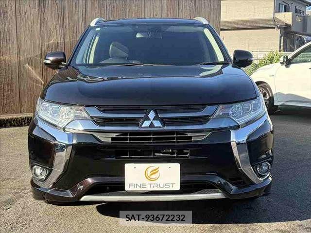 Mitsubishi OUTLANDER PHEV 2015-07 8209463-16