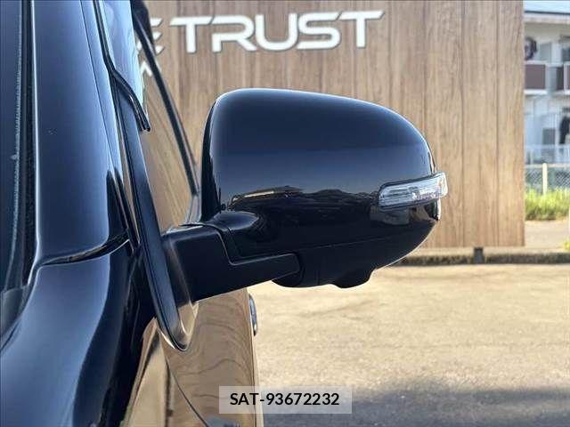 Mitsubishi OUTLANDER PHEV 2015-07 8209463-28