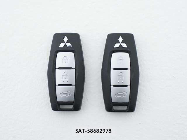 Mitsubishi OUTLANDER PHEV 2022-05 8209457-19