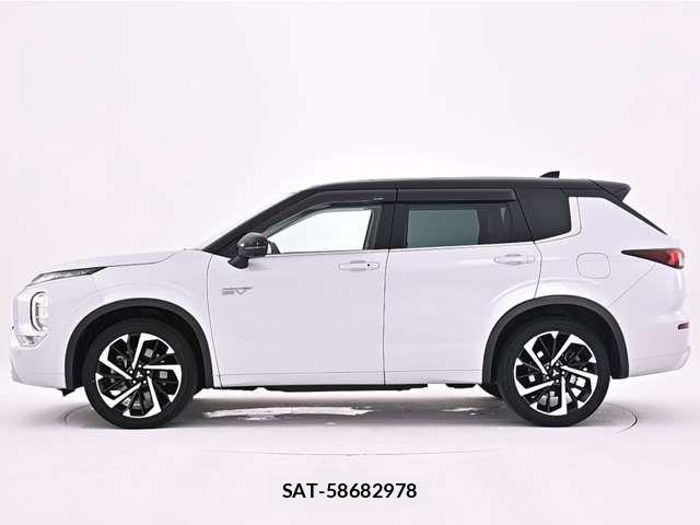 Mitsubishi OUTLANDER PHEV 2022-05 8209457-2