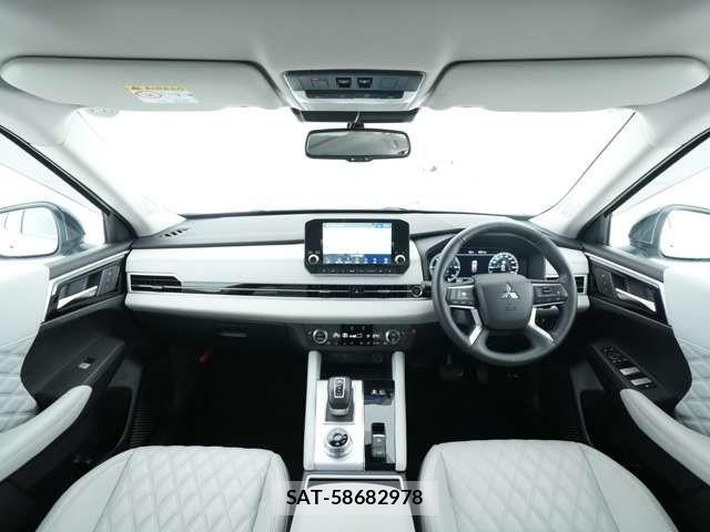 Mitsubishi OUTLANDER PHEV 2022-05 8209457-4