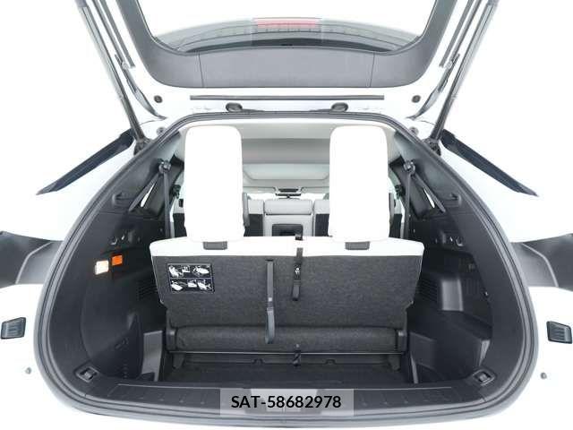 Mitsubishi OUTLANDER PHEV 2022-05 8209457-8