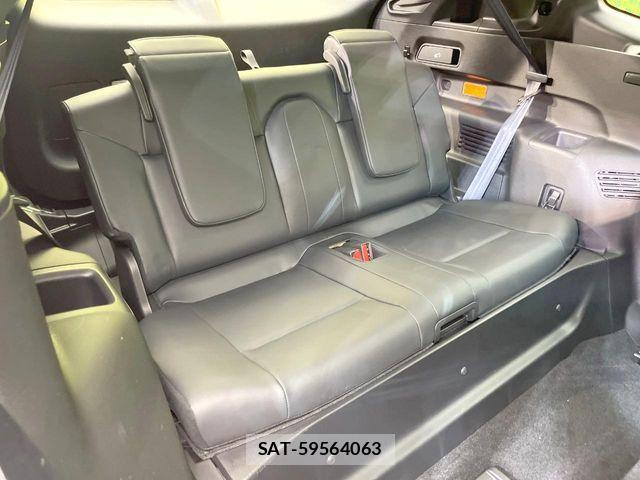 Mitsubishi OUTLANDER PHEV 2022-07 8209458-9