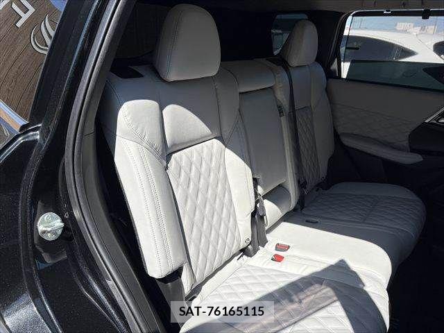 Mitsubishi OUTLANDER PHEV 2022-08 8231243-10